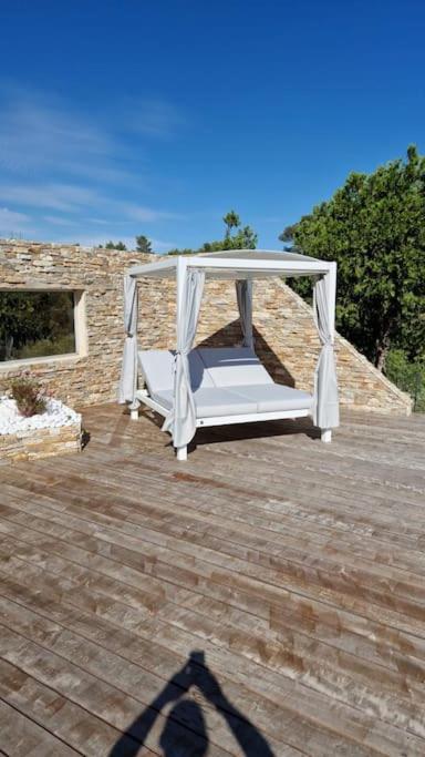 Magnifique Villa De Luxe Au Coeur De La Garrigue 尼姆 外观 照片