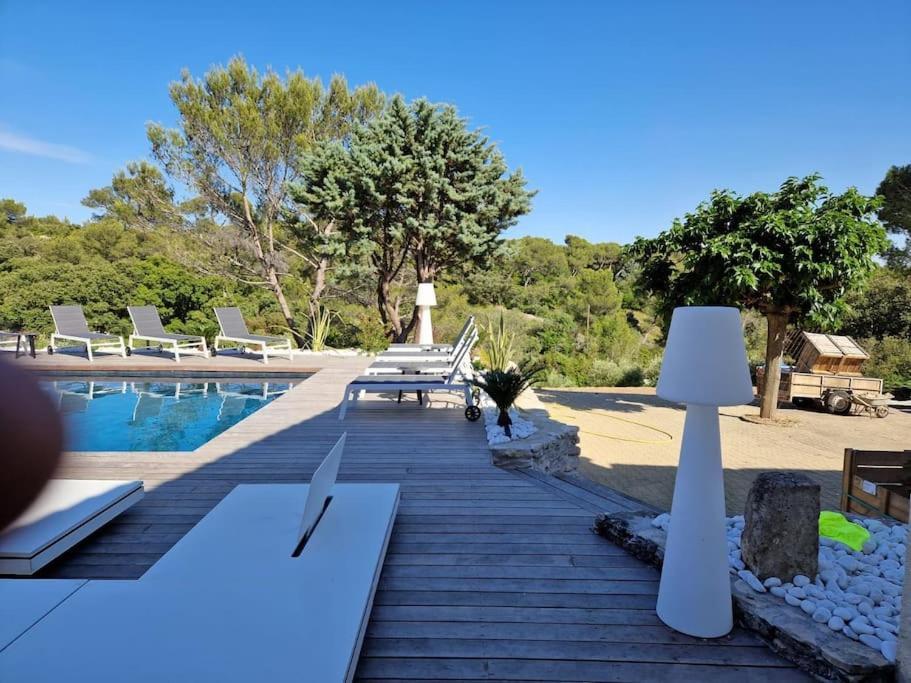 Magnifique Villa De Luxe Au Coeur De La Garrigue 尼姆 外观 照片